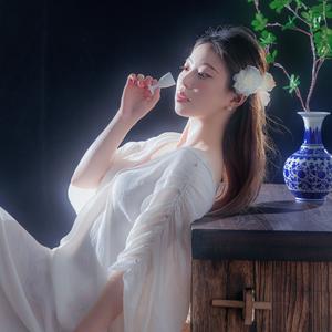 那茜艺